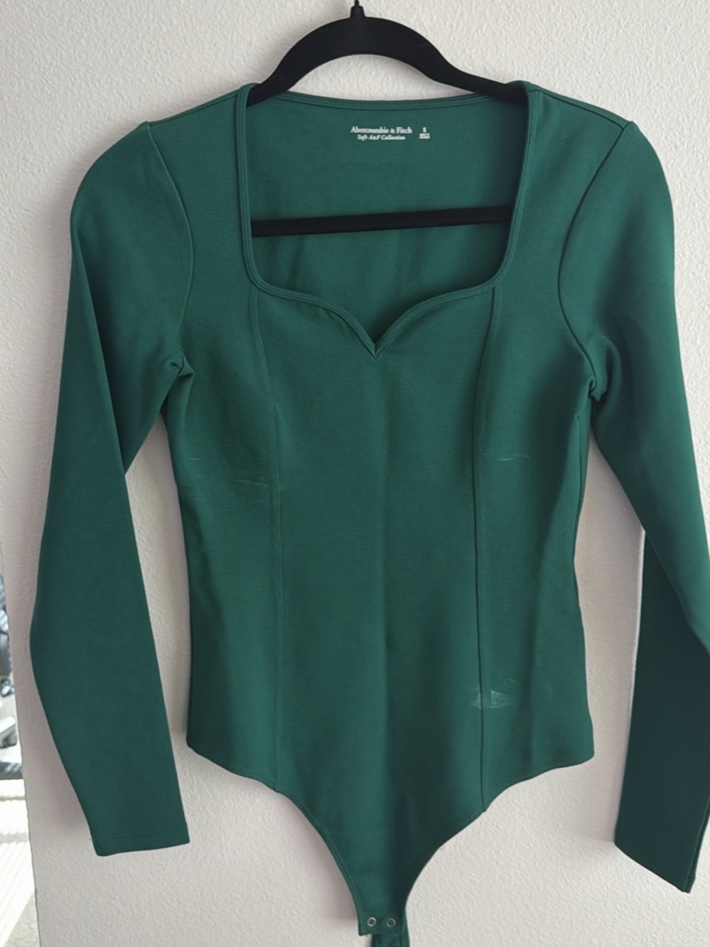 Abercrombie & Fitch Emerald Green Long-Sleeve Scoop Neck Bodysuit